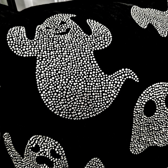 NWT black and white rhinestone ghost pillow - Picture 3 of 8